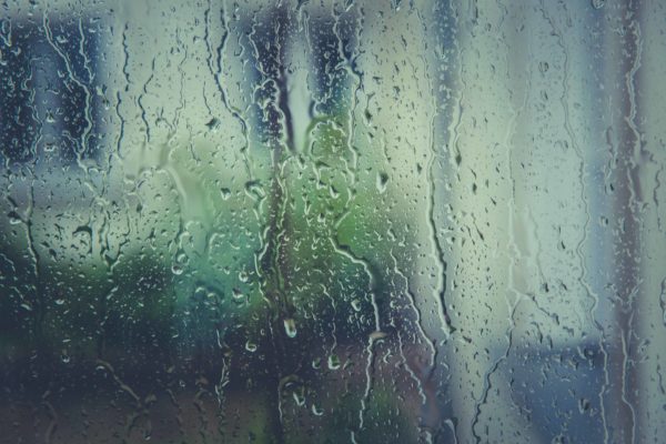 Provincialglass-rain on window-leaks